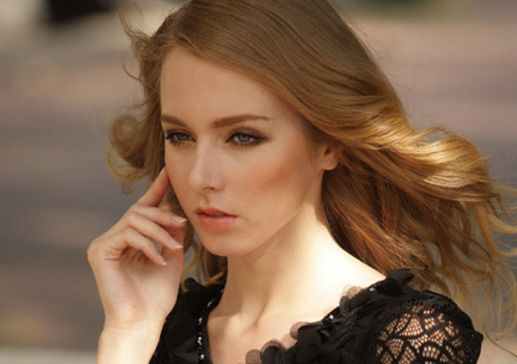 激光技術(shù)去眼袋手術(shù)的安全性與復(fù)發(fā)問題