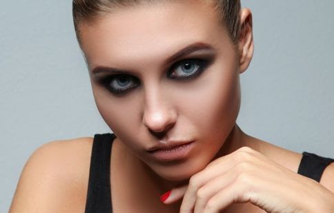 百變妙招，安全美白牙齒，快速擺脫大黃牙