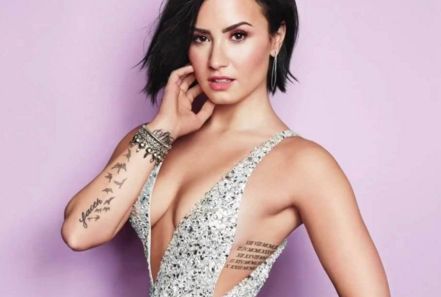 探索V臉面膜是否能夠有效塑造臉型！