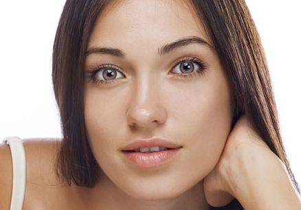 透明牙齒矯正器耗資如何？