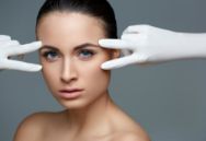 假體隆胸手術對健康有哪些潛在風險？效果能維持多長時間？