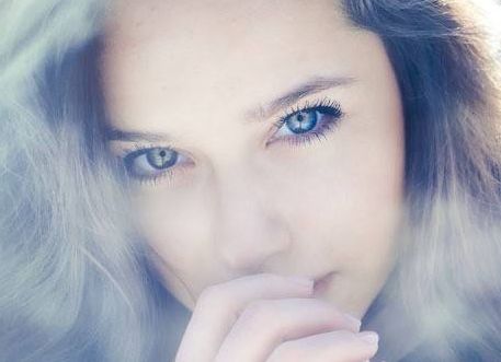 快速獲得輕齡雪肌，掌握兩款廣受歡迎的美白護膚方法！