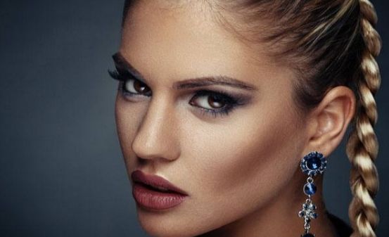 化妝需等多久后內(nèi)切眼袋？措施細(xì)節(jié)攻略分享！