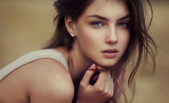 令凹陷肌膚變美的秘密揭秘，改善方法大集合！