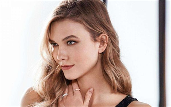 臉部咬肌肥大怎樣矯正？-通過(guò)簡(jiǎn)單方法回答這個(gè)問(wèn)題