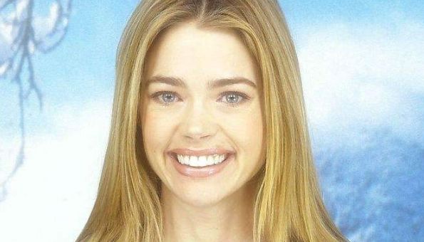 長沙長海整形美容：定點(diǎn)雙眼皮2980元、硅膠隆鼻4000元，地址公開！