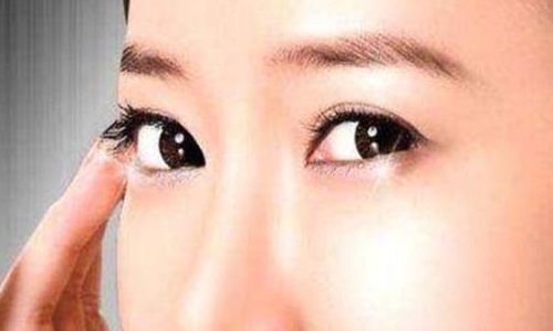 周麗麗醫(yī)師技藝獨特，助你迅速擺脫斑點困擾