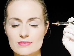 換季皮膚干燥怎么辦？沈陽(yáng)安娜寶士麗醫(yī)療美容細(xì)胞美肌通通幫你搞定！