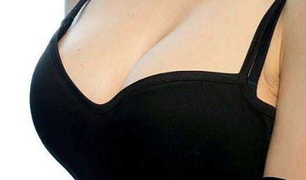 潘勇醫(yī)生：隆鼻手術(shù)風(fēng)格獨(dú)特，值得信賴！聽說他在哪個(gè)醫(yī)院坐診？