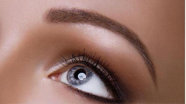 北京韓嘯醫(yī)療美容隆鼻值得一試嗎？韓嘯的獨特風格與綜合點評如何？