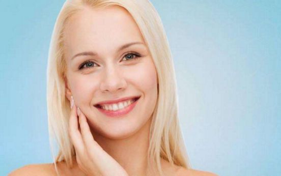 北京整形美容行業(yè)發(fā)展迅猛，眾多脂肪填充專家備受關(guān)注。你知道哪些醫(yī)生在排行榜中名列前茅嗎？