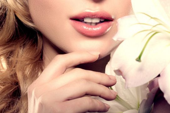 鄭州毋磊醫(yī)生教你完美改善面部輪廓！這是2023年的獨(dú)特案例分享