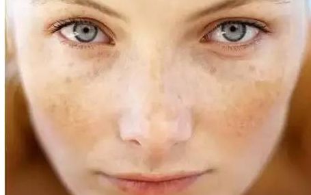 了解宋遵禮整形，探秘醫(yī)生介紹和隆胸案例曝光！2023費用略作參考