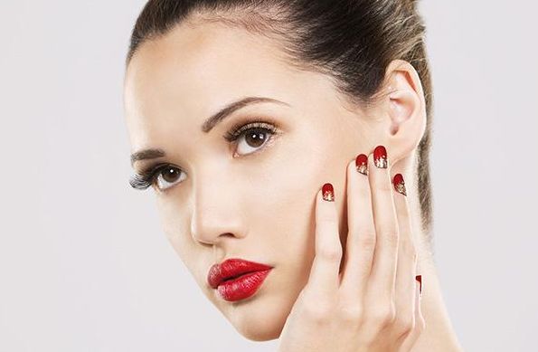 邱少瓊醫(yī)生鼻部整形成果及費用詳解，了解醫(yī)生背景與成功案例