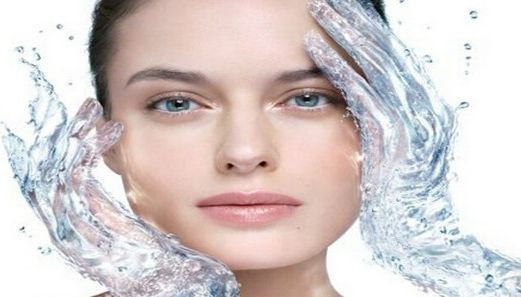 如何通過(guò)簡(jiǎn)單方法改變圓臉形狀？