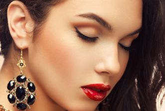 重慶本地鼻子整形專家大盤點(diǎn)：手術(shù)效果驚艷，讓你擁有夢(mèng)中美鼻