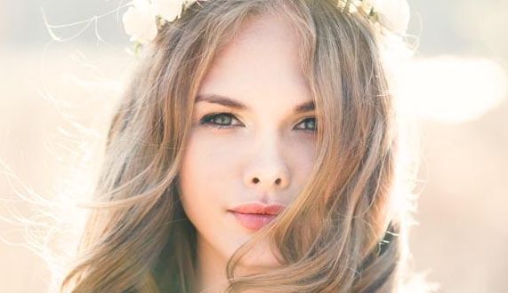 夏季安全嫩膚，彩光療程術(shù)后妝容定妝何時適宜？