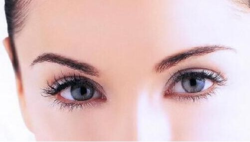 市面上關(guān)于吉大二院田蕊的雙眼皮價(jià)位揭秘，醫(yī)生實(shí)力大公開！驚喜來襲，讓你眼前一亮的隆鼻案例！