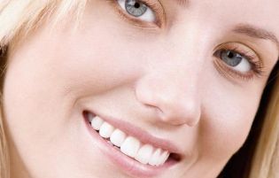 上海長征醫(yī)院整形趙耀忠醫(yī)生：專業(yè)實(shí)力、豐富經(jīng)驗(yàn)及項(xiàng)目介紹！價(jià)格詳細(xì)公示！