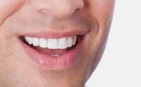 廈門大學(xué)附屬第一醫(yī)院美容燒傷科：了解廖立新醫(yī)生的領(lǐng)先胸部美化技術(shù)吧！以真實(shí)案例感受出色效果