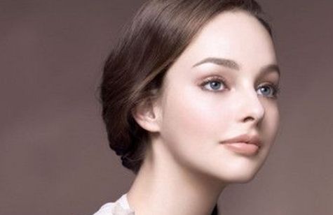 成都大華醫(yī)學(xué)美容：雙眼皮、隆鼻收費(fèi)一覽，價(jià)格表及點(diǎn)評(píng)