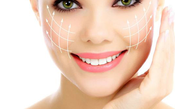 銅仁地區(qū)人民醫(yī)院美容整形科的醫(yī)生技術(shù)如何？真實(shí)點(diǎn)評(píng)！整形手術(shù)是否安全可靠？