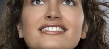 長沙修復(fù)雙眼皮醫(yī)生排名，技術(shù)頂尖的專家有周芳、李超、解燦！