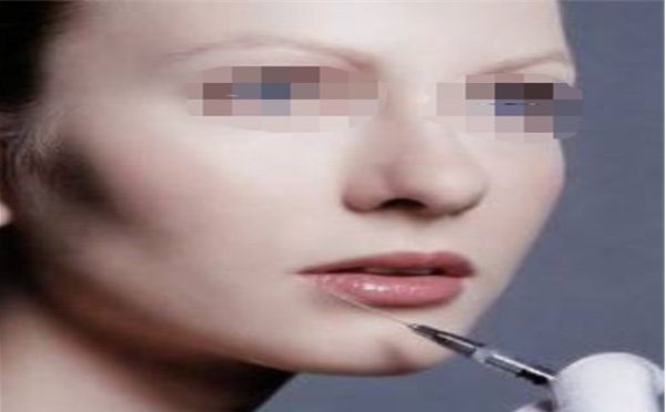 西安哪家整形醫(yī)院眼袋祛除技術(shù)獨(dú)領(lǐng)先？2023年十大醫(yī)院推薦。