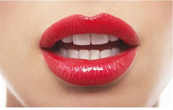 成都頂尖整形專家周順波的鼻子重塑功力如何？醫(yī)生簡(jiǎn)介+神奇隆鼻案例，價(jià)格表附提供！