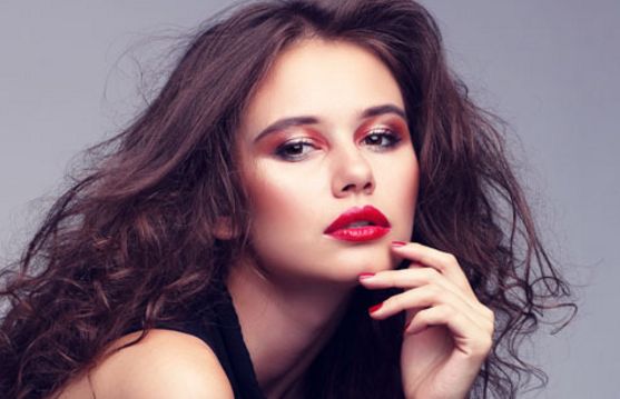 泉州哪位醫(yī)生在第一醫(yī)院口腔科的種植牙領(lǐng)域中表現(xiàn)卓越？專家經(jīng)驗分享