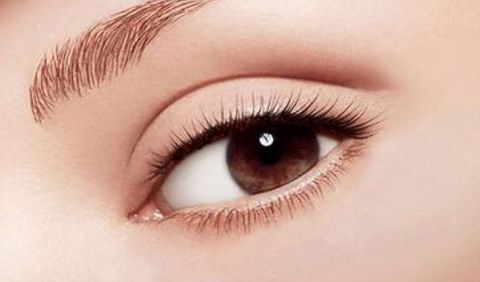 成都醫(yī)大顧文醫(yī)生的經(jīng)驗(yàn)分享，讓你震驚！真實(shí)案例揭示紋眉前后的驚人變化！