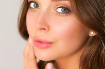 重慶鼻部整形：專業(yè)醫(yī)師王量、陶靈等名醫(yī)齊聚，技術(shù)實力凸顯