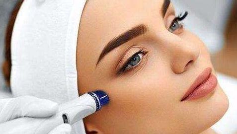 哈爾濱雙眼皮整形醫(yī)院推薦！公私兩立都有選擇余地