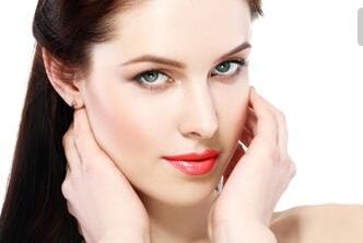 北京柏麗李勁良醫(yī)生隆鼻價(jià)格及案例分享