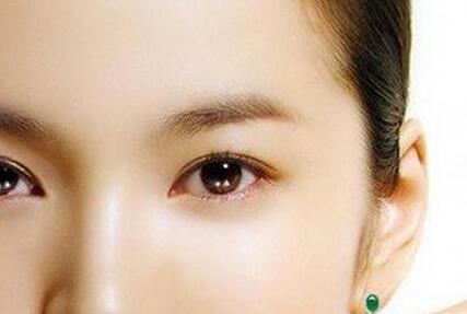 廣州海峽醫(yī)學(xué)整形美容門(mén)診部靠譜嗎？文獻(xiàn)探析醫(yī)生技術(shù)、口碑等！