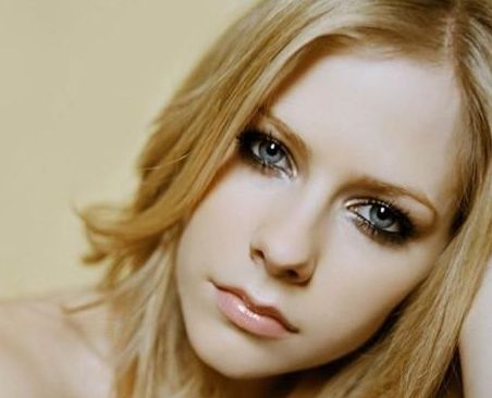 900醫(yī)院的美容科醫(yī)生名單及隆胸案例有哪些值得關(guān)注？