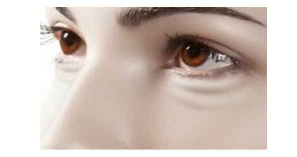 揭秘國內(nèi)頂尖的眼科醫(yī)生！這份十大眼整形專家名單將讓你大開眼界！