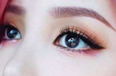 成都專(zhuān)業(yè)雙眼皮醫(yī)生合集，眼部修復(fù)、眼袋祛除應(yīng)有盡有！擁有侯典舉、徐墩等資深專(zhuān)家！