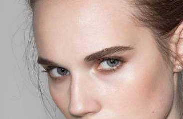 湖南省人民醫(yī)院整形美容科，哪位醫(yī)生擅長去痣手術(shù)？