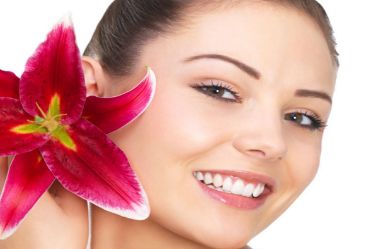 選哪家上海醫(yī)院做隆胸術(shù)？技術(shù)對比：美容醫(yī)院排行揭秘