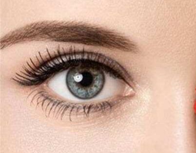 內(nèi)眼角修復(fù)實(shí)踐者劉風(fēng)卓的經(jīng)驗(yàn)詳述，修復(fù)效果展現(xiàn)，服務(wù)費(fèi)用公開(kāi)！