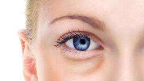 成都隆鼻醫(yī)生人氣排行榜單揭曉！挖掘?qū)＜彝扑]，醫(yī)術(shù)精湛備受好評(píng)！