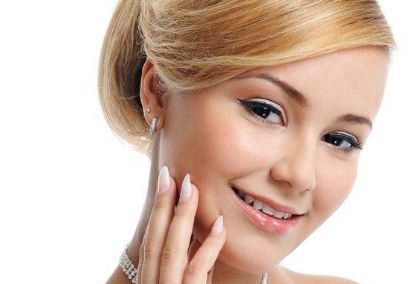 成都鼻部整形專家醫(yī)護(hù)團(tuán)隊(duì)煥然新顏，實(shí)力派不斷崛起！閃耀巔峰依舊穩(wěn)坐寶座