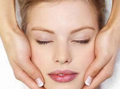 山東頂級(jí)隆胸醫(yī)院推薦，前五家聲譽(yù)卓越的專業(yè)醫(yī)療機(jī)構(gòu)