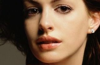 楊慶華醫(yī)生為您解析雙眼皮修復(fù)，資料案例與價(jià)格一網(wǎng)打盡！