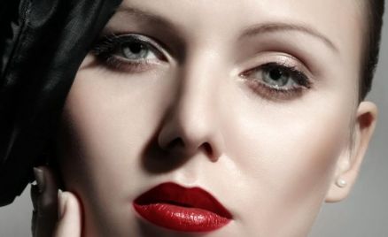 深圳哪家靠譜的整容醫(yī)院能安全做隆鼻手術？費用明細分享！