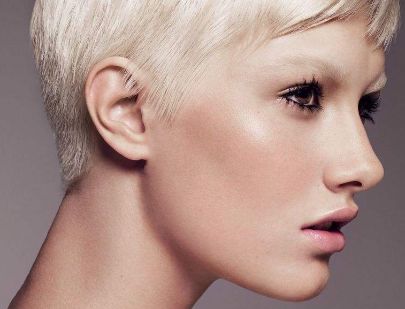 蓉城隆胸專家推薦，成都假體隆胸名醫(yī)魏江山、魏家賓贊譽(yù)有加，提前預(yù)約品質(zhì)醫(yī)療服務(wù)！