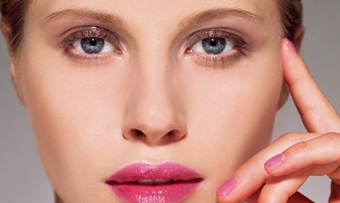 北京隆鼻哪位醫(yī)生口碑好？?jī)r(jià)格咋樣？韓興斌vs趙志偉權(quán)威比較，附價(jià)格清單為參考