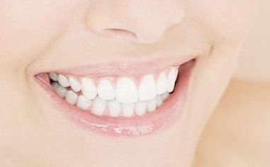 王洪：用脂肪膠填充改善面部效果如何？王洪院長(zhǎng)：脂肪面部填充成功案例分享