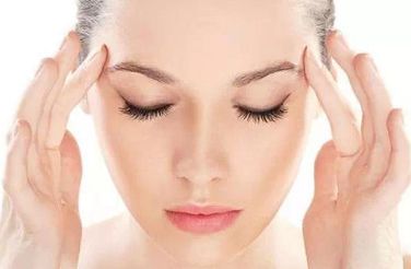 成都銅雀臺(tái)鼻整形醫(yī)生推薦：周柯、郭世偉、楊加富等技術(shù)精湛！